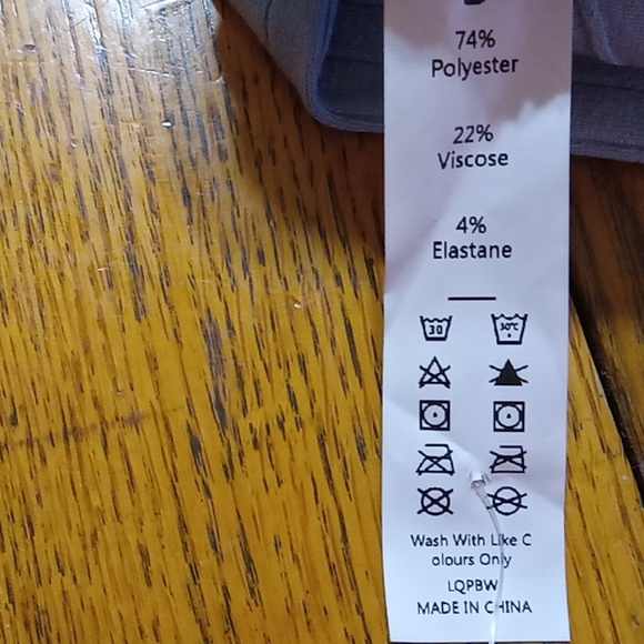 HALARA  Women SKIRT SMALL New Workout Tennis PALE LIGHT BLUE Yoga RIBBED - Picture 7 of 7